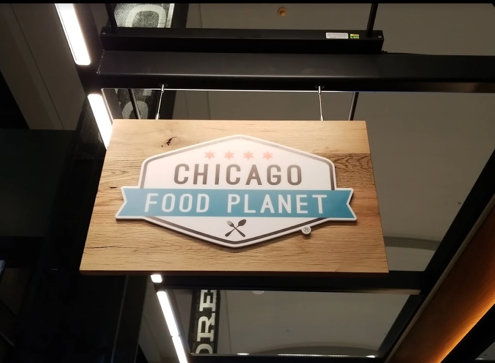 Top Restaurants in Chicago for Deep Dish & Steaks