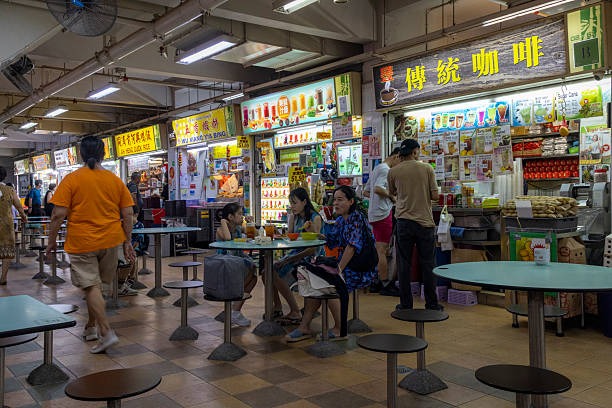 Street Food vs Fine Dining: Why Simplicity Wins in 2026